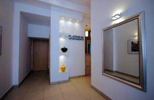 Platinium Centrum Wroclaw Ngoại thất bức ảnh